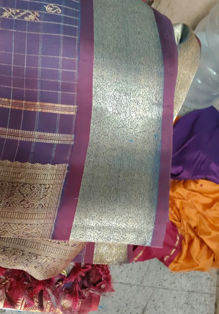 Old Silk Saree Buyers Chennai - Sri Balaji Pattu Centre Gallery 17